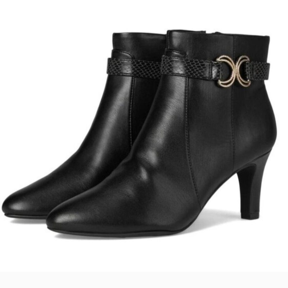 Lifestride Guild 2 Black boots with gold accents size 10 New in Box